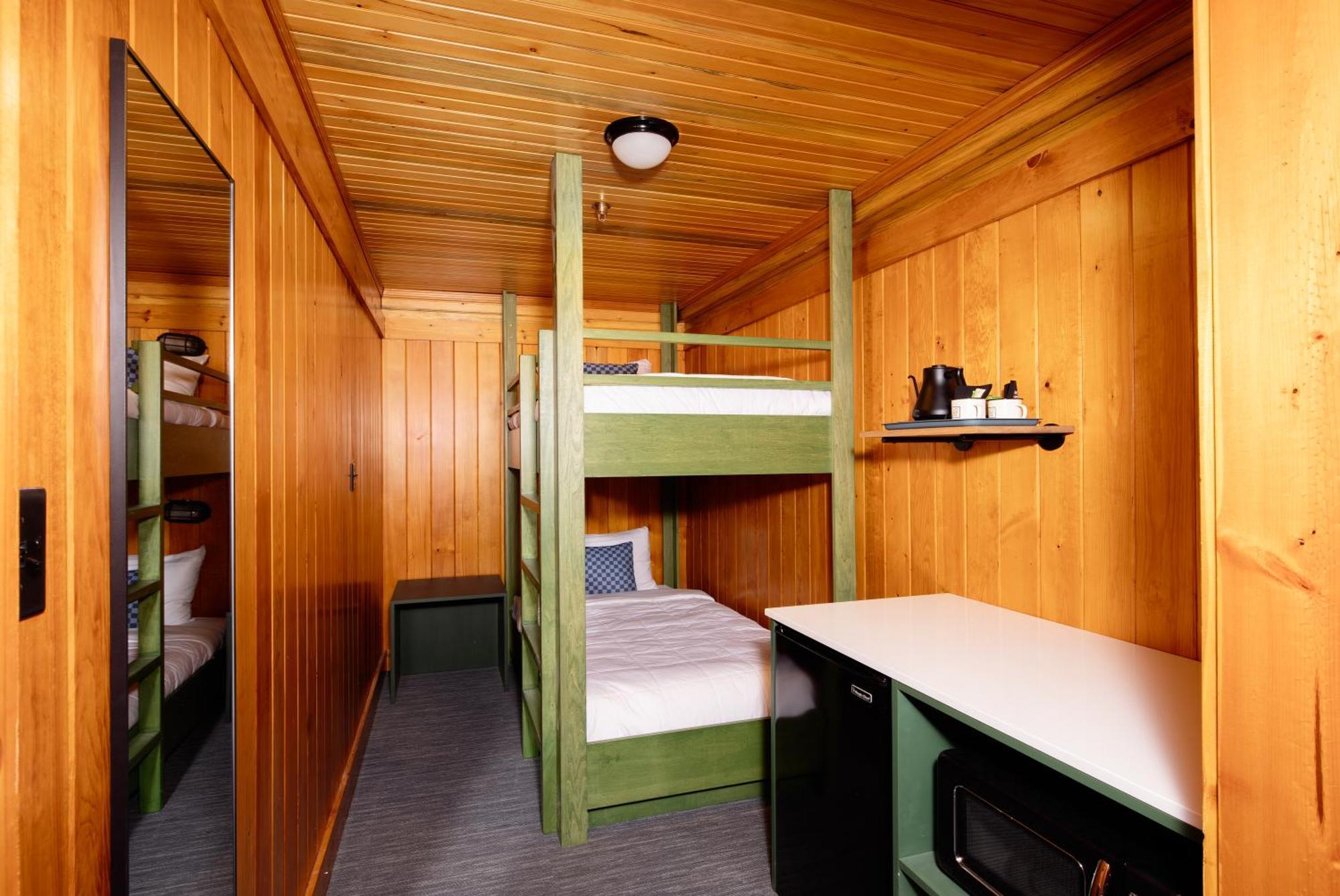 Loge Glacier National Park Essex Εξωτερικό φωτογραφία