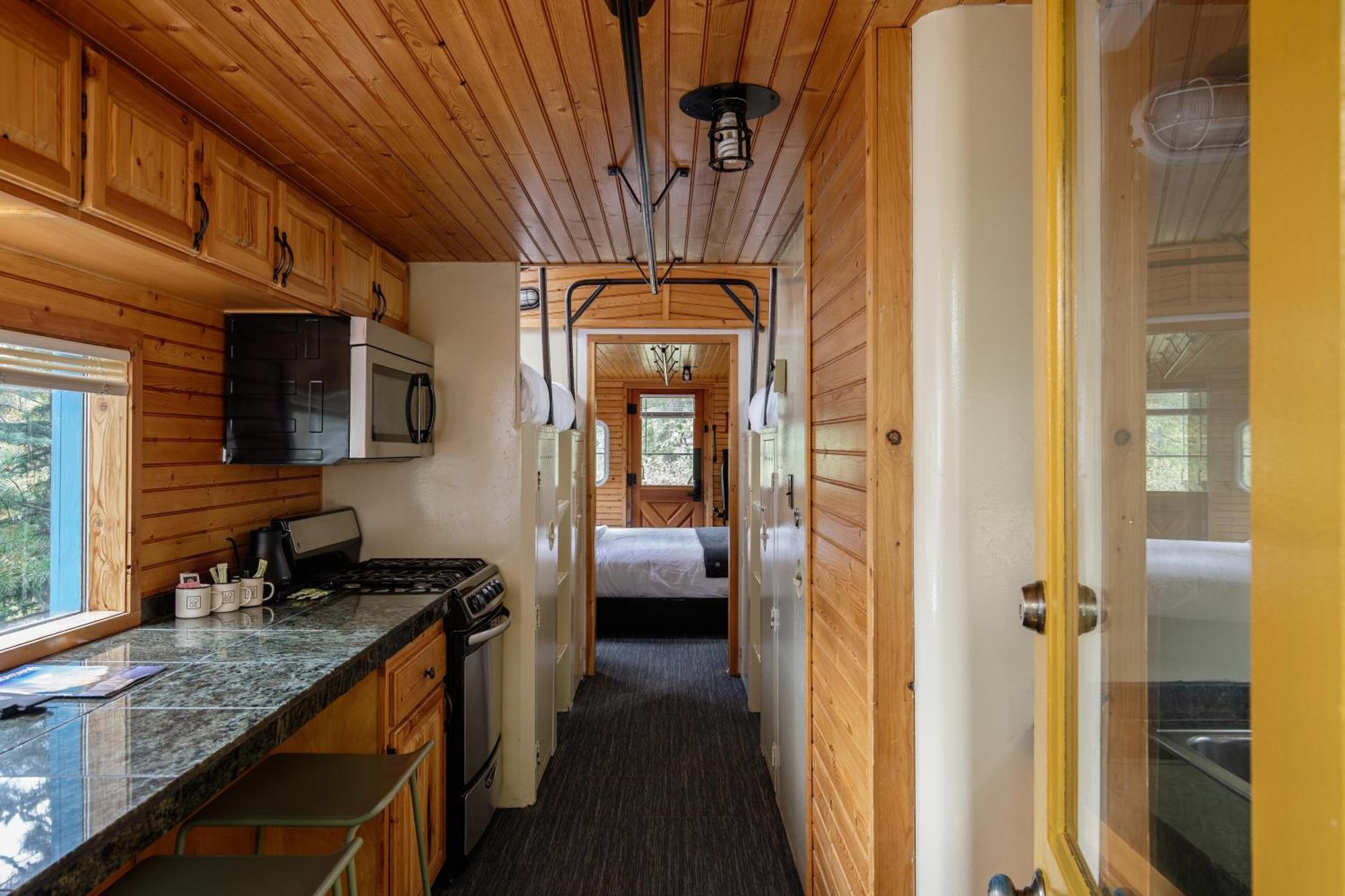 Loge Glacier National Park Essex Εξωτερικό φωτογραφία