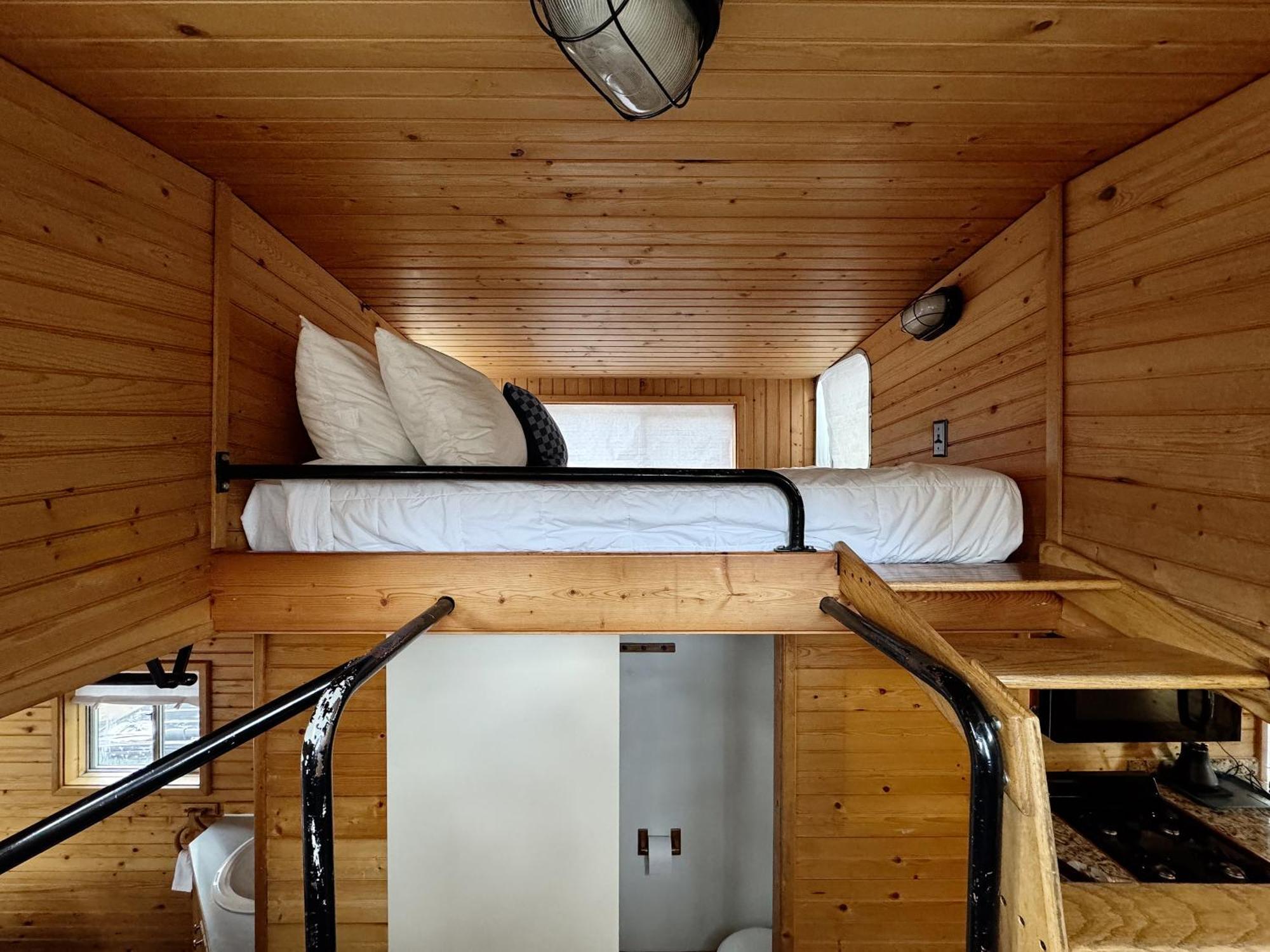 Loge Glacier National Park Essex Εξωτερικό φωτογραφία
